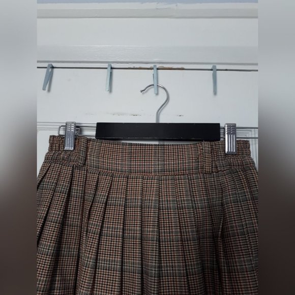 Vintage pleated skirt - Picture 3 of 4